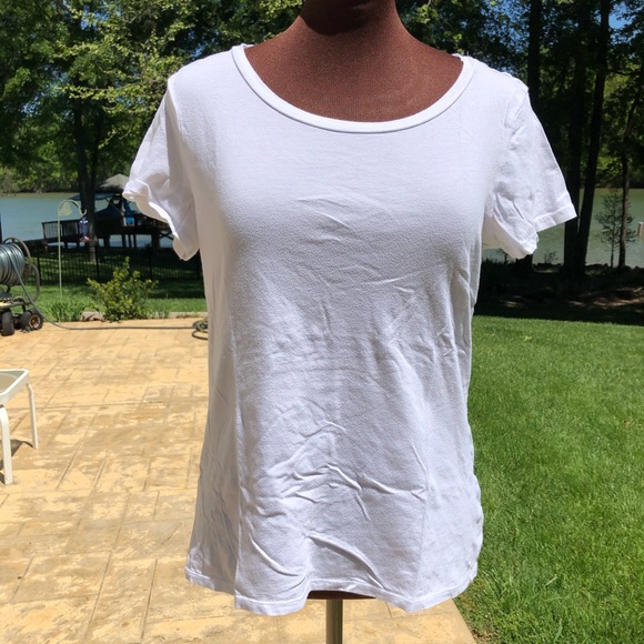 American Eagle Outfitters Tops - 3/$10 Plain white American Eagle Tee Size L